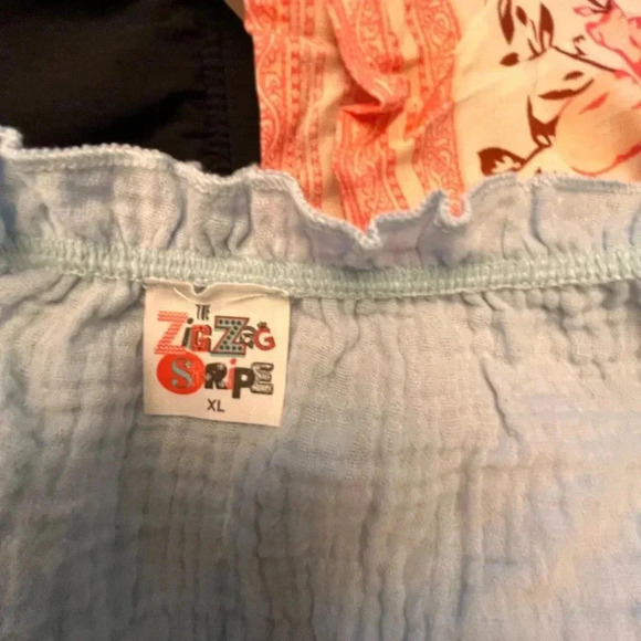 ~Zig Zag~ Tank - XL & 2XL - Picture 5 of 7